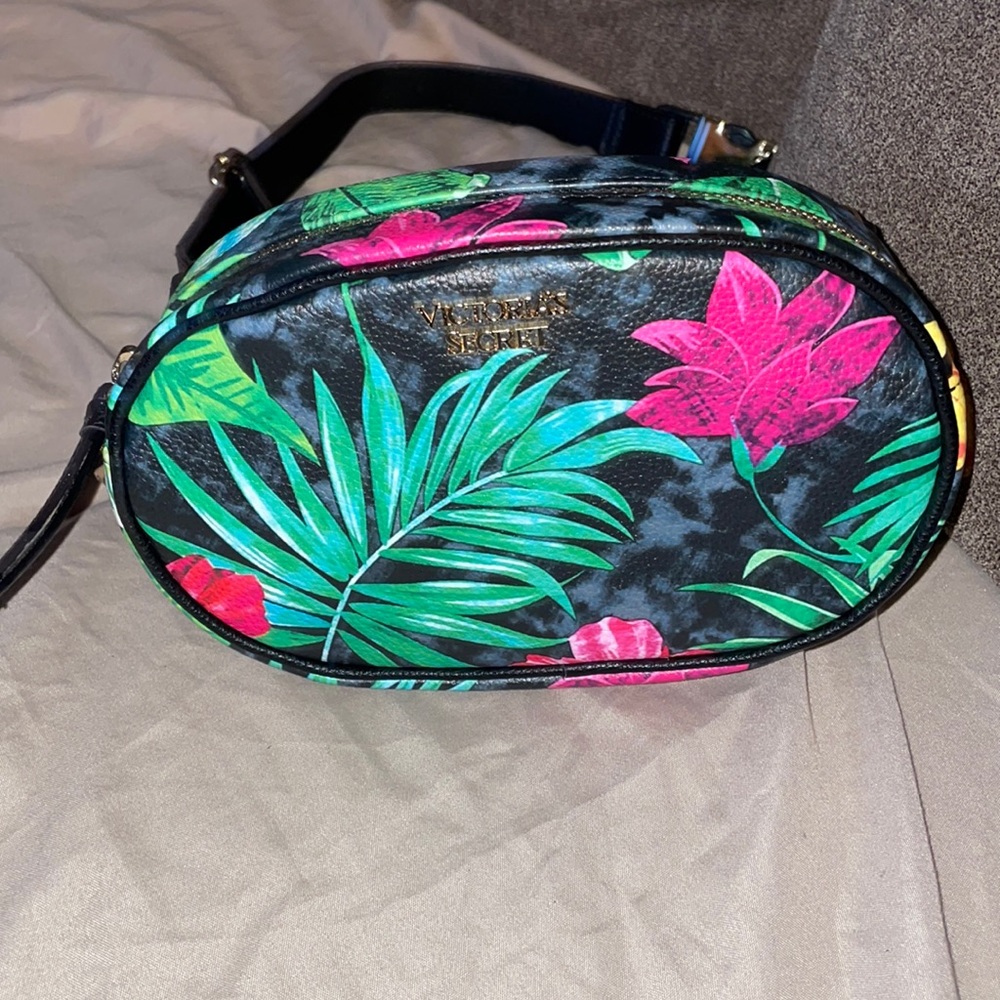 VS Cute Fanny Pack